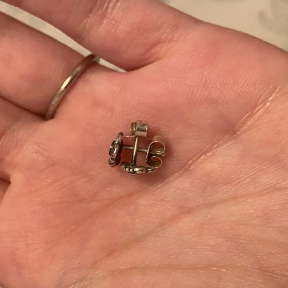 Pandora Princess Crown studs - Picture 3 of 3